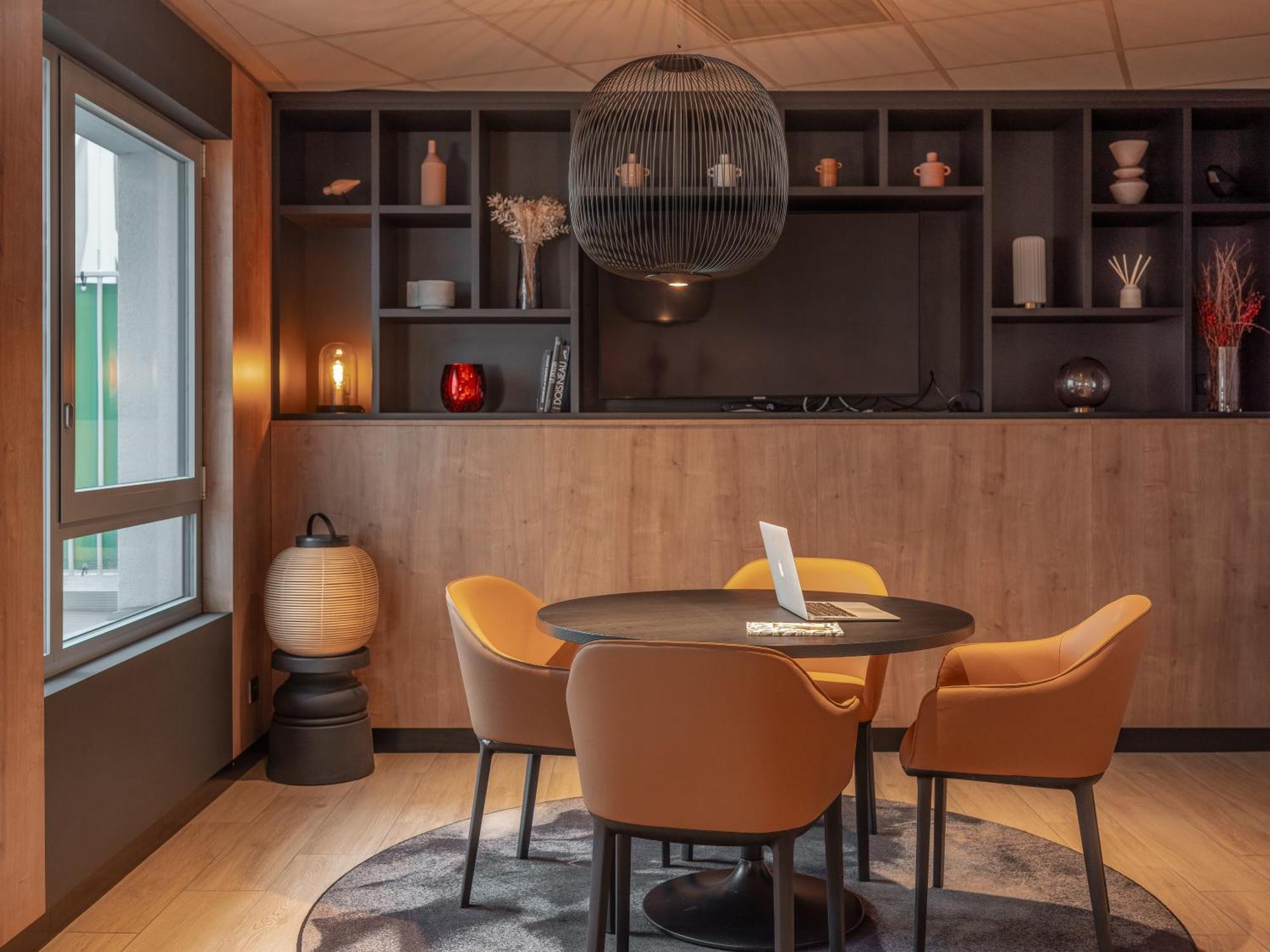 Ibis Paris Gare Montparnasse Catalogne Hotel Ngoại thất bức ảnh