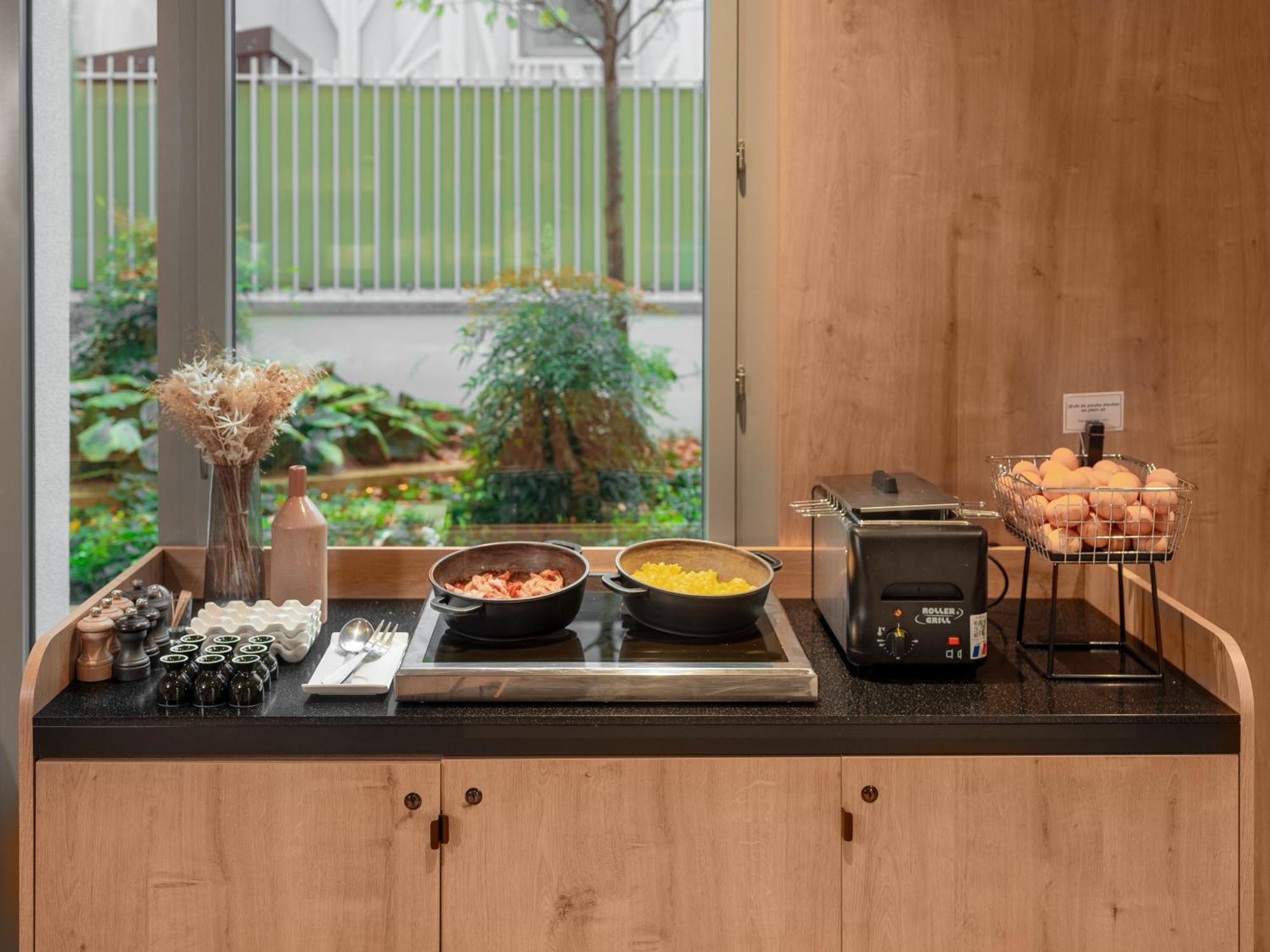 Ibis Paris Gare Montparnasse Catalogne Hotel Ngoại thất bức ảnh